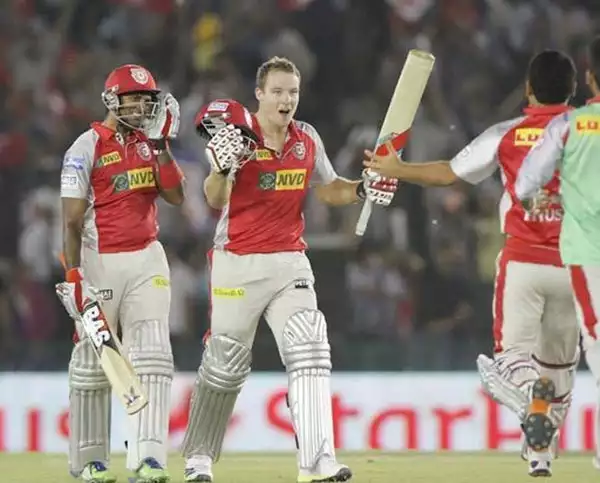 IPL में सबसे तेज 100 रन बनाने वाले बल्लेबाज (David Miller)